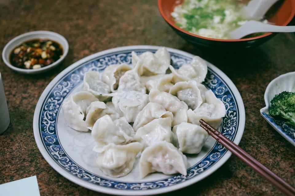 花蓮美食,手工水餃,秝秝飽滿,蔡記豆花,Ｏrip 生活旅人工作室,azone,花蓮文化創意產業園區,餐廳,台東美食