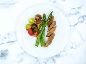 除了植物之外  人們正在嘗試用空氣製作人造肉