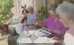 老了不孤單 英國熟齡女共居社區