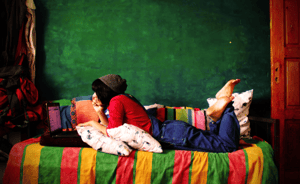 房間就是她的小劇場   巴勒斯坦藝術家20個月不出門