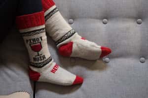 穿上這雙襪  追劇再也不怕瞌睡蟲搗亂