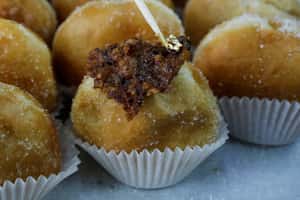 【地球 24小時】12/13 「 阿布達比」口味限定甜甜圈