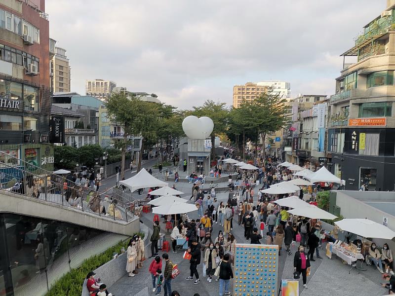 中山、內湖與大安寵物店最多  房市交易也最旺
