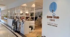 台北東區慶生餐廳推薦｜成真咖啡微風廣場店：舒芙蕾、義大利麵與氮氣咖啡的質感聚餐