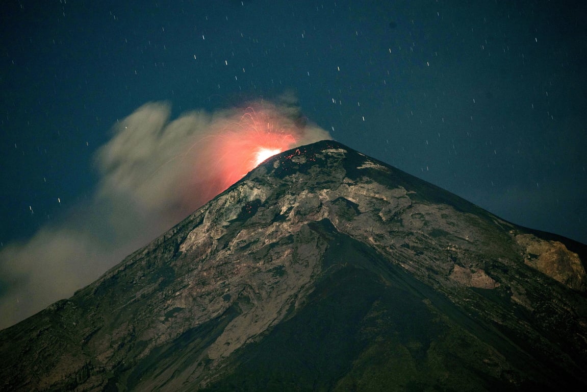 中美洲最活躍火山爆發！瓜地馬拉撤離千人，火山灰可能影響上萬人
