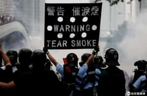 【看到世界的地球 24小時】06/12  當香港警察舉起「黑旗」