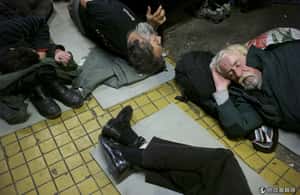 「貧窮成為一種罪」 匈牙利頒布遊民禁令