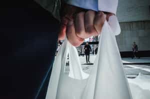 丹麥研究發現，塑膠袋禁令恐造成另一個環境危機