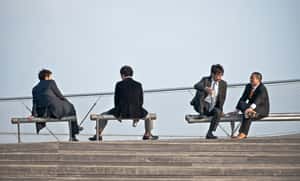 替窮忙人生踩剎車，看日本上班族的獨處妙方