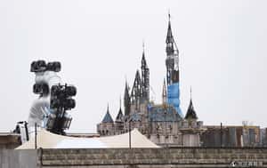 大人限定   英塗鴉藝術家班克斯的崩壞樂園