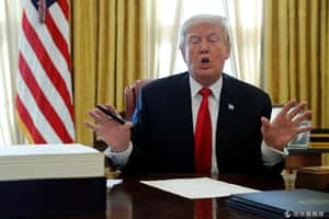 川普一早怎麼過？在家看電視、發推特、11點才上班