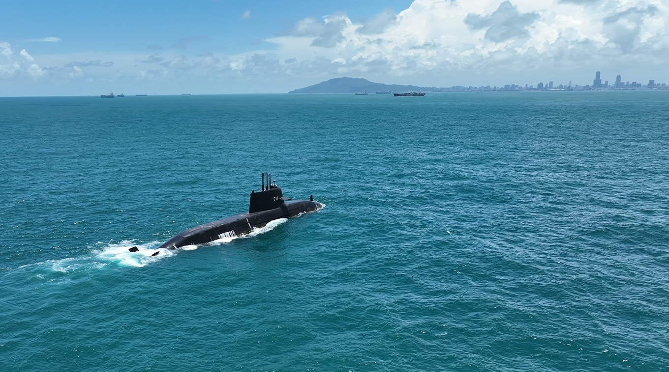 海鯤潛艦「艇體變形」真相大白   台船公司：為高精度聲納設備