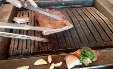 Gold Pig Taiwan 金豬食堂 금돼지식당 海外唯一台北店-韓星指定燒肉名店，完整菜單與心得
