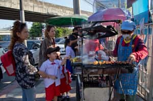 為了衛生和秩序  泰國政府明年要整治部分路邊攤(4/21更新)