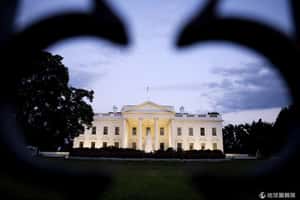 不畏炸彈客  美堅持塔利班和平談判