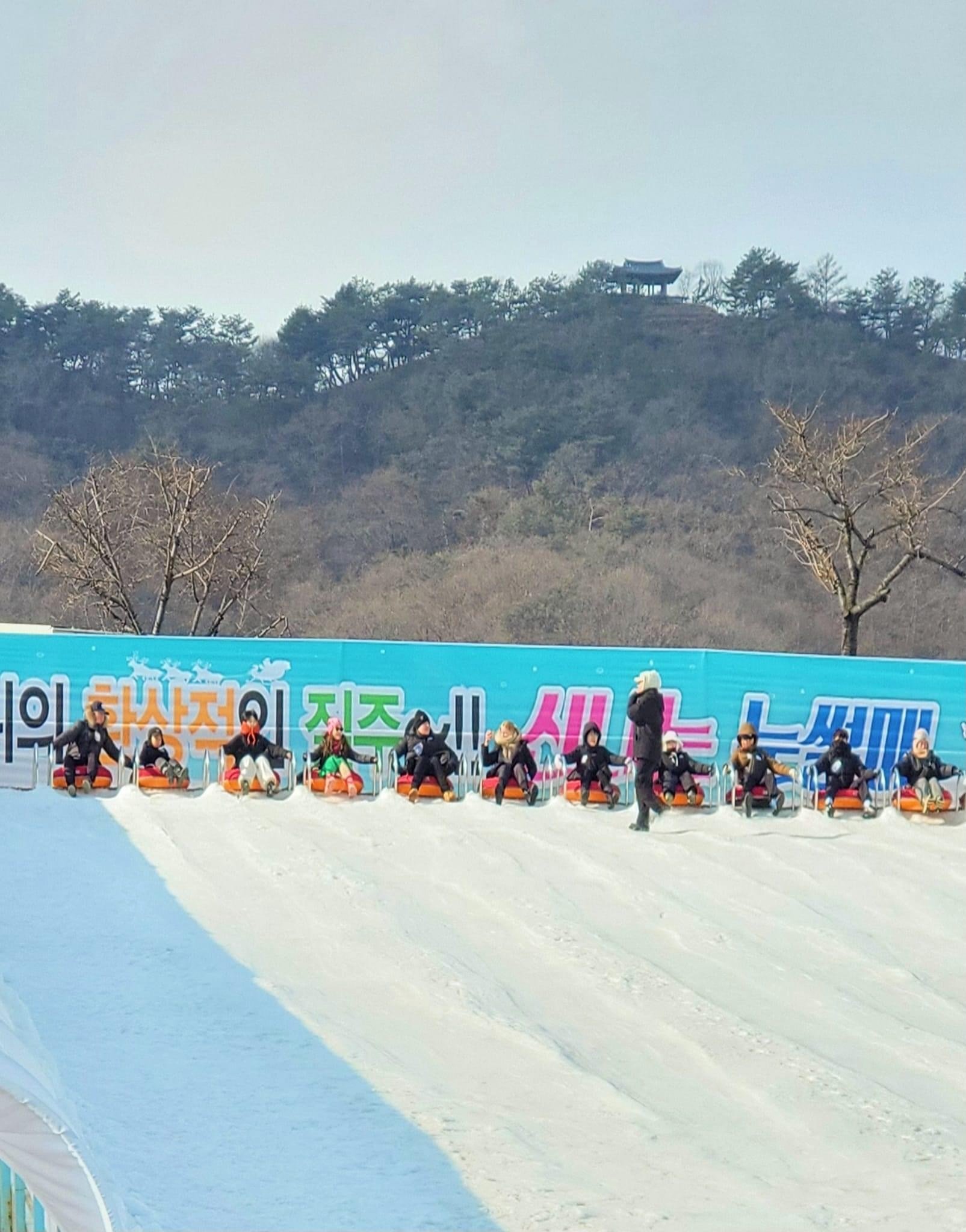 滑雪盆非常有速度感
