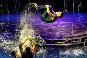 【地球 24小時】09/18 水上的飛躍