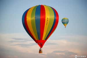 【絢爛耀眼的地球 24小時】07/26 空中的五彩