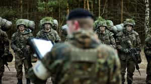 德國修訂兵役法，不排除徵兵　Z世代拒絕背負大人的責任：「為什麼要我們上戰場？」