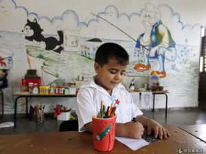 橫跨半世紀的實驗 小學生心中的科學家長這樣