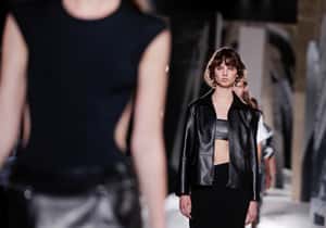 在家看走秀，夠時尚嗎？LV、Gucci、Burberry⋯⋯國際精品也被疫情逼上轉型之路