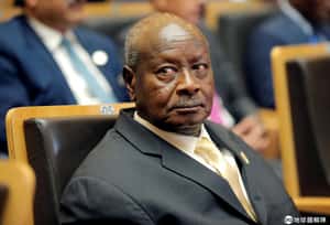 不滿在社群媒體被封鎖 哈佛學生把烏干達總統告上法院