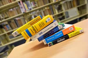 學習外語越早越好？BBC：成年人學語言有不同的優勢