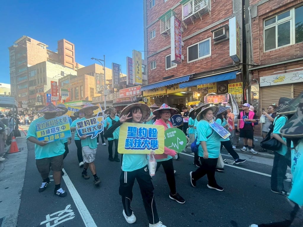 聖約翰科大舞動淡江橋　以藝術融入地方社群