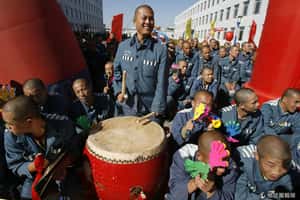 「皇恩浩蕩」   中國慶抗戰勝利70年特赦罪犯
