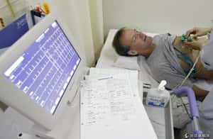 醫療新發明 微波頭盔速測中風原因