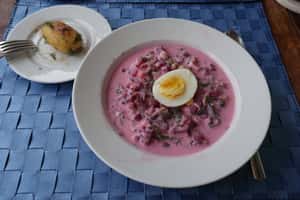 「不只是一碗湯，是文化驕傲！」立陶宛人為這碗粉紅湯差點跟鄰國翻臉