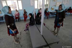 阿富汗10歲女孩被迫成為炸彈客