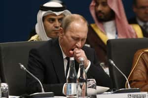 俄干預烏克蘭危機成G20箭靶   普亭趁早離席：想睡覺