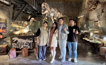 【宜蘭景點推薦】Robert Y廢墟暴龍館 最新實境解謎與探險遊戲，讓恐龍與廢墟交織出另一股神秘的探索魅力！ @貝大小姐與瑞餚姐の囂脂私蜜話