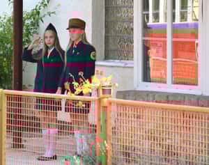 小鬼當家！匈牙利森林鐵路最萌站務員