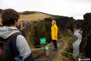 小賈斯汀MV帶來朝聖人潮 冰島政府關閉世界最美峽谷