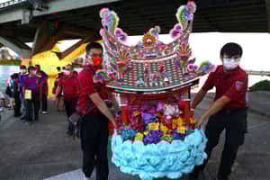 【地球 24小時】08/28  給「好兄弟」的邀請函