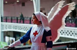 「全馬跑最快護理師」沒穿傳統裙裝失去資格 金氏世界紀錄為過時規定道歉