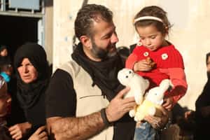 敘利亞玩具走私客   是英雄還是詐欺犯？