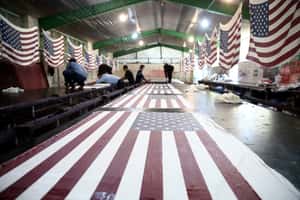 專做美國國旗   伊朗國旗工廠生意好到爆