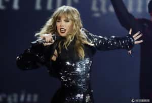 揮別「政治不沾鍋」  泰勒絲表態支持民主黨  打碎極右派女神夢