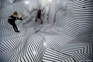 讓你拍到過癮！  全世界第一間自拍博物館在美國