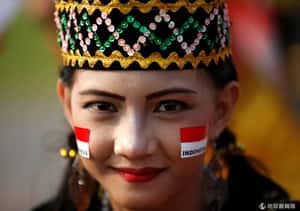 到底是上紅下白，還是下紅上白？印尼國旗被印錯   馬來西亞出面道歉