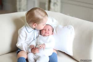 來自約旦河的祝福   英王室小公主受洗啦！