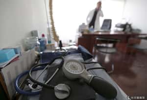 「我就像背叛了患者」   波多黎各健保崩壞醫生無奈紛出走