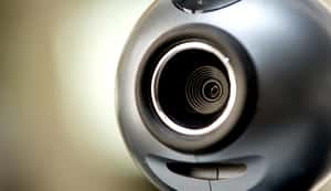 上傳一張IG照就讓你無所遁形？比利時藝術家用創作關注網路隱私問題