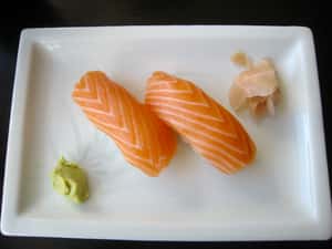 我們應該擔心生魚片出現絛蟲嗎？