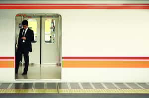 在合理和濫權之間  日本通過法案明定「職權騷擾」