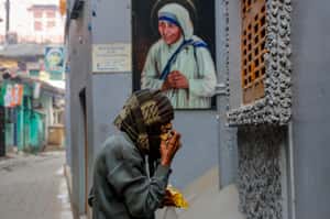 聖誕節的殘酷禮物？印度禁止德雷莎修女的慈善機構取用外國資金