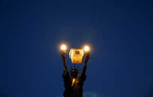 【地球 24小時】03/01 夜空中最亮的兩顆星